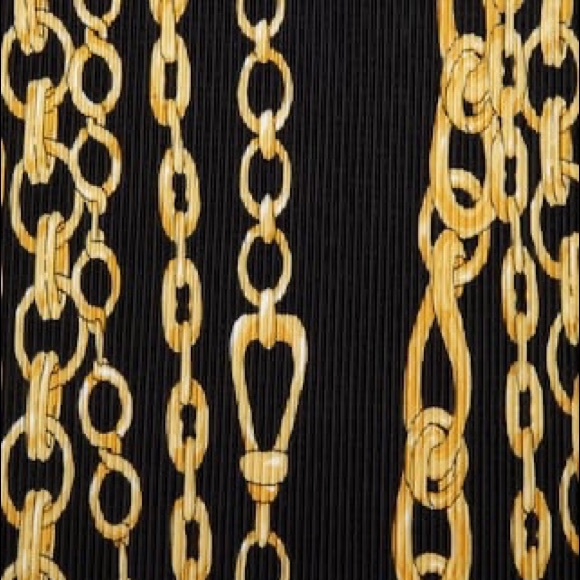 Mango Pleated Scarf With Chain Pattern - Picture 3 of 5